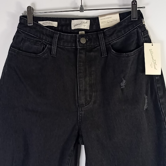 New Universal Thread Curvy Vinatge Straight Black Distressed Jeans Size 4/27R - Picture 1 of 14